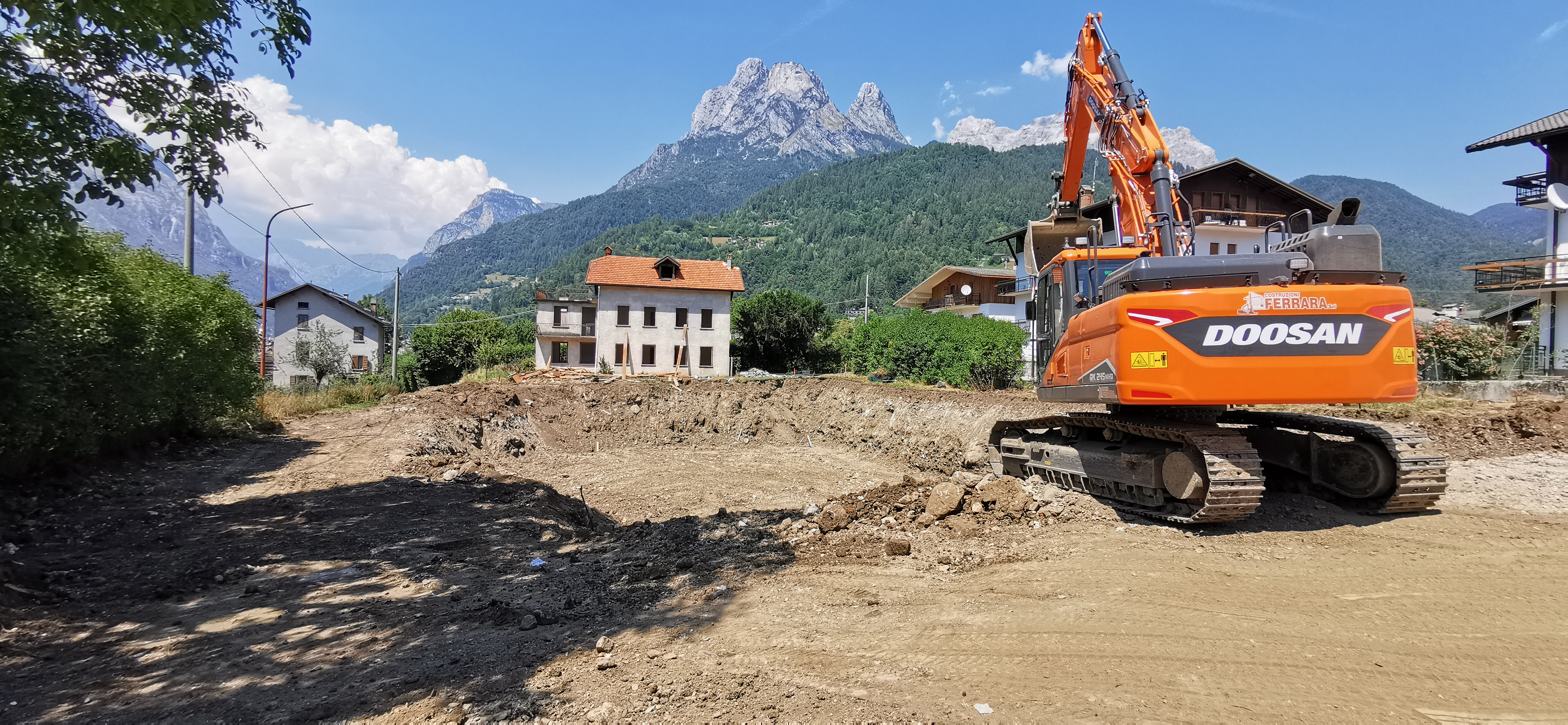 Scavo fondazioni Dolomiti Bellunesi